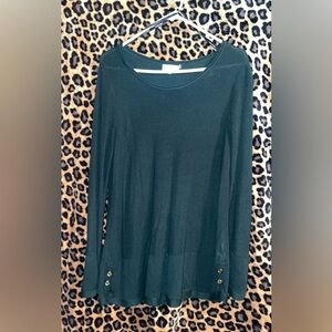 Never worn Calvin Klein dark green sweater. With gold accents. Large